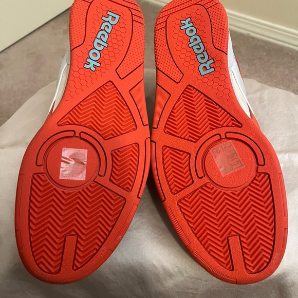 Reebok by Palm Angels in Orange size 8.5 - Picture 6 of 7